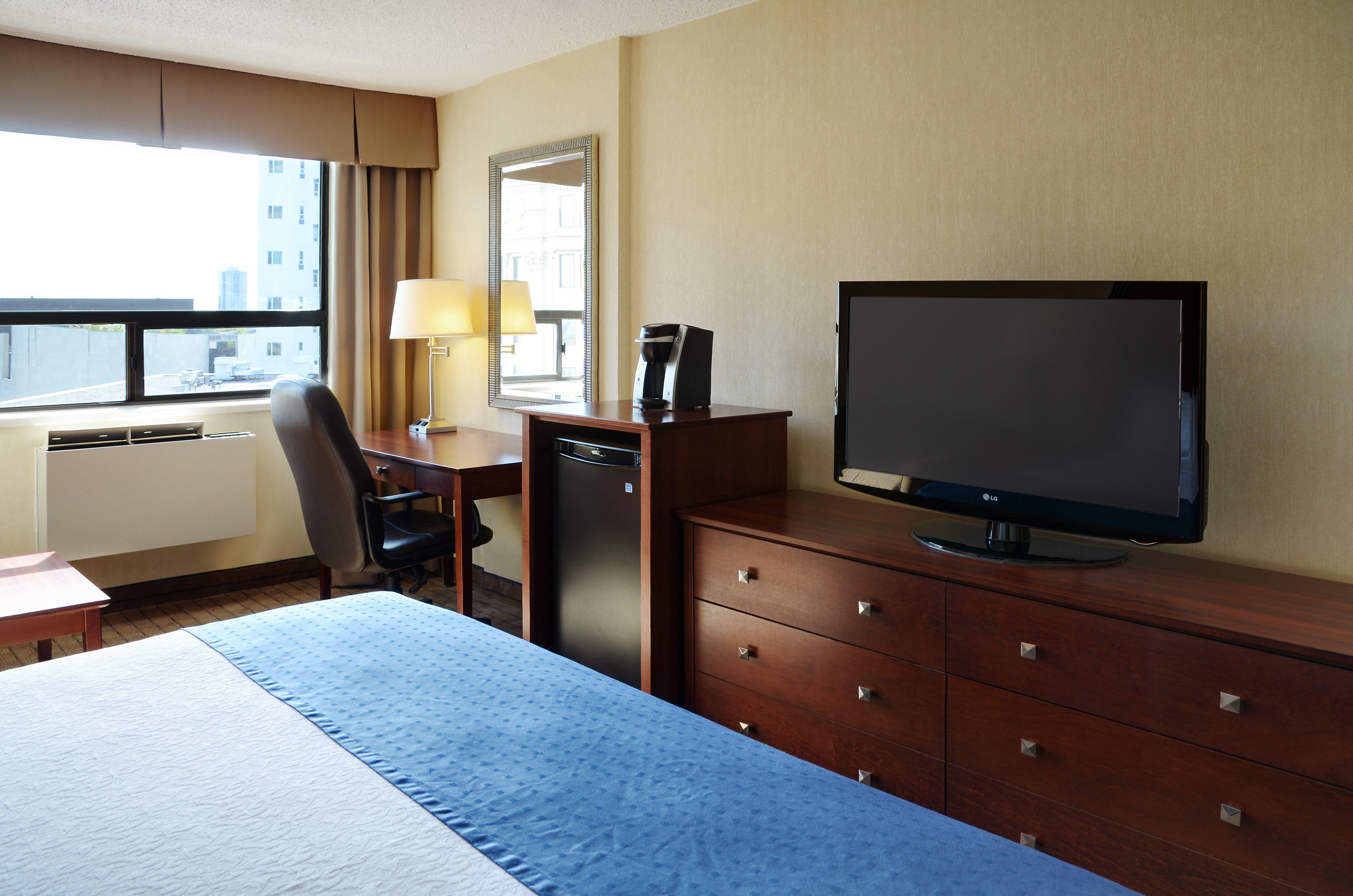 Holiday Inn & Suites Winnipeg Downtown By Ihg Exterior photo