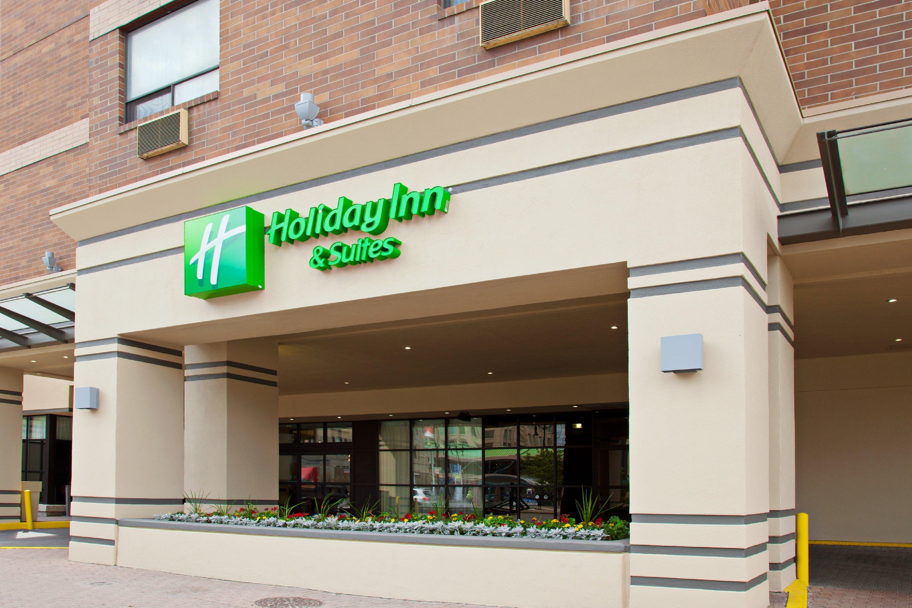 Holiday Inn & Suites Winnipeg Downtown By Ihg Exterior photo