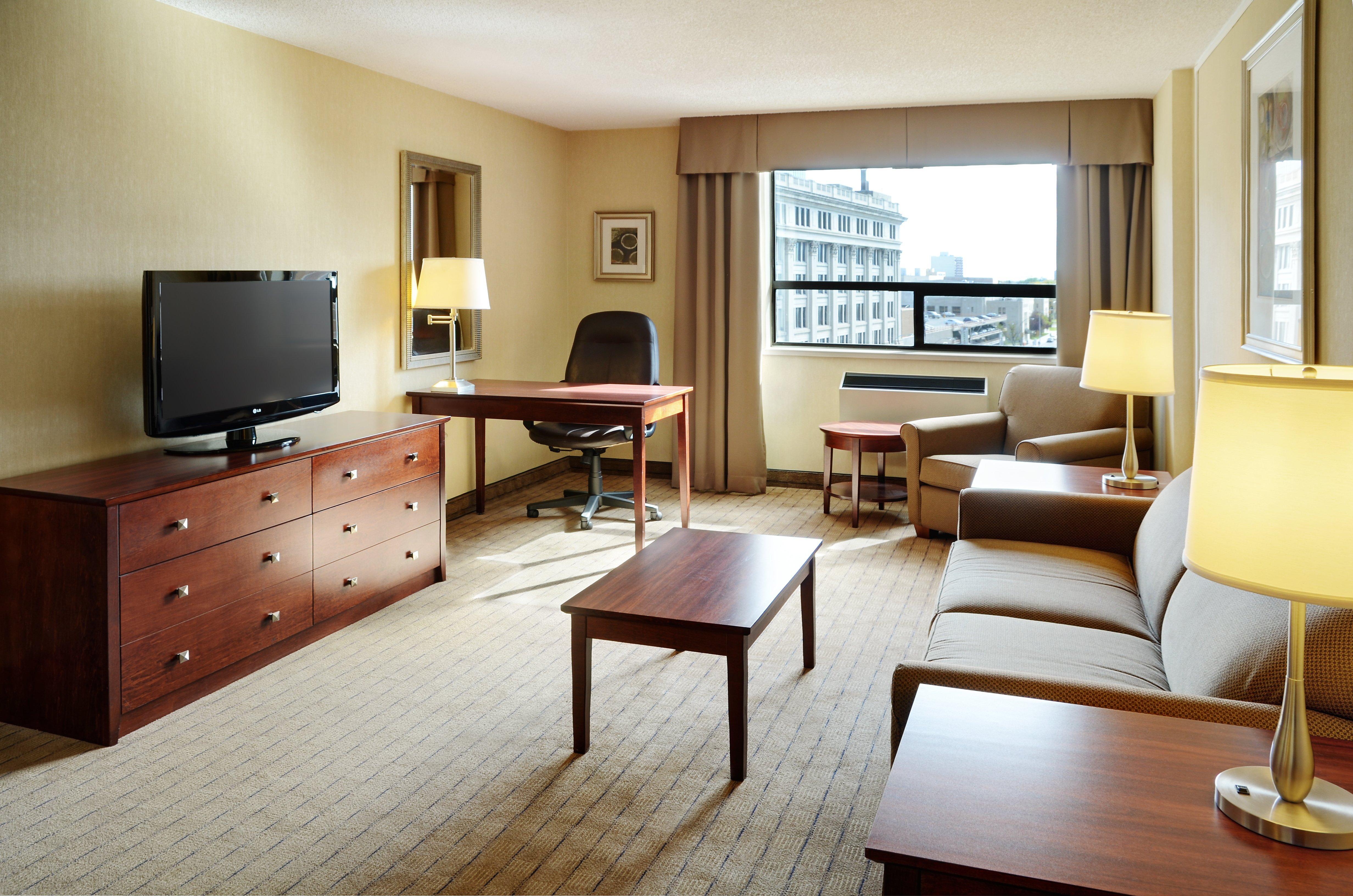 Holiday Inn & Suites Winnipeg Downtown By Ihg Exterior photo