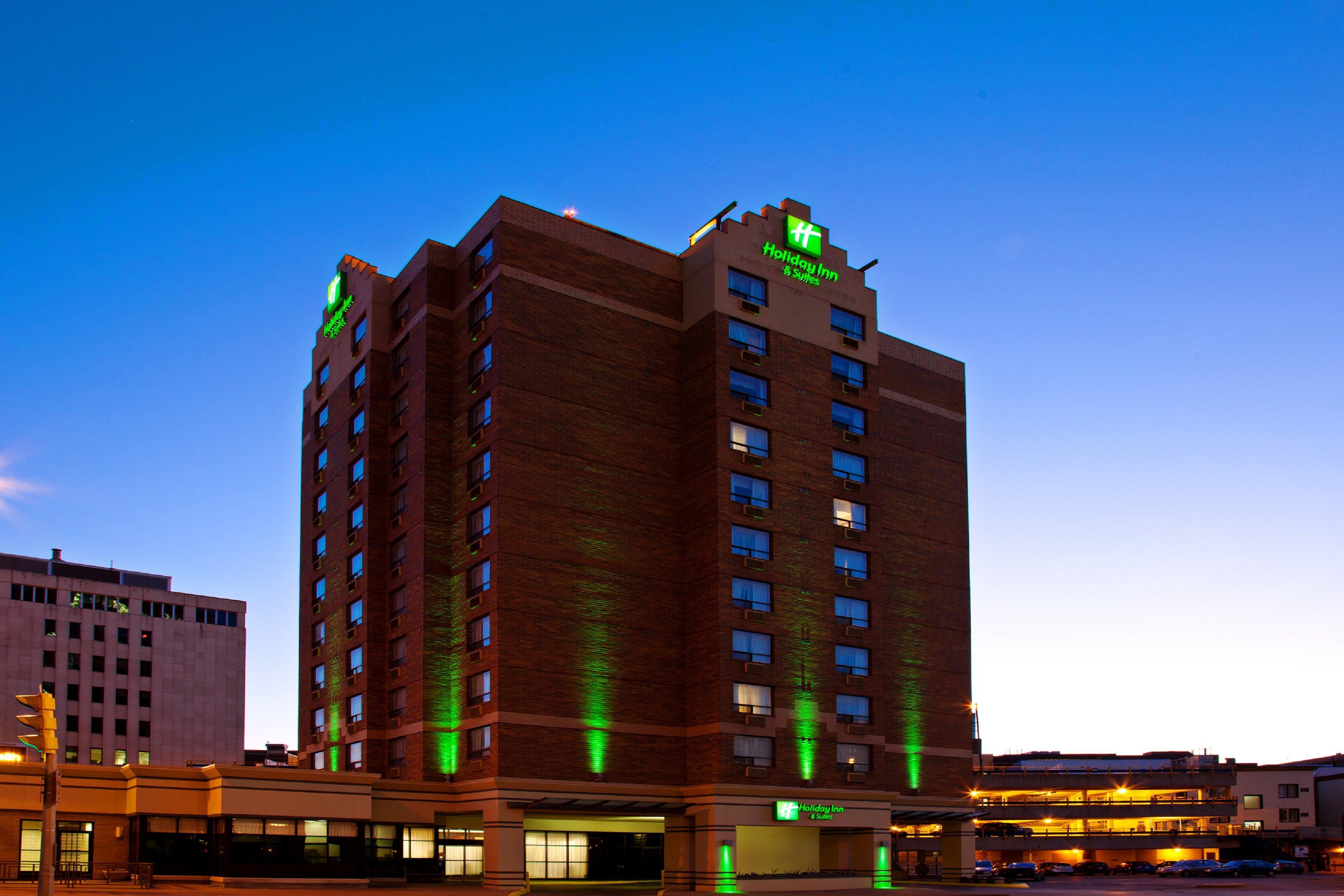 Holiday Inn & Suites Winnipeg Downtown By Ihg Exterior photo