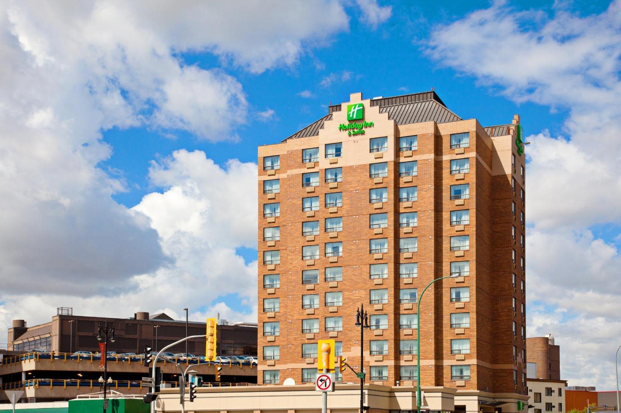 Holiday Inn & Suites Winnipeg Downtown By Ihg Exterior photo