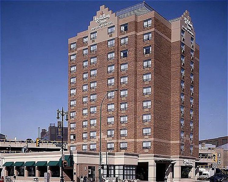 Holiday Inn & Suites Winnipeg Downtown By Ihg Exterior photo